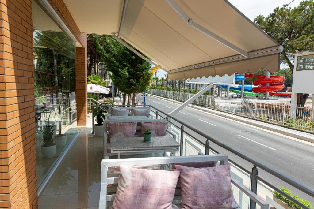 Intea Hotel Golem  Exterior foto